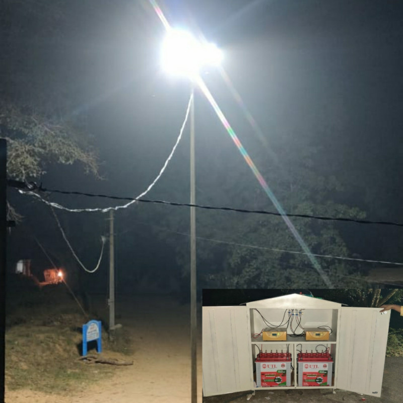 Solar Powered 100 w ( 4 nos.)Mini Highmast Street Light at Banki