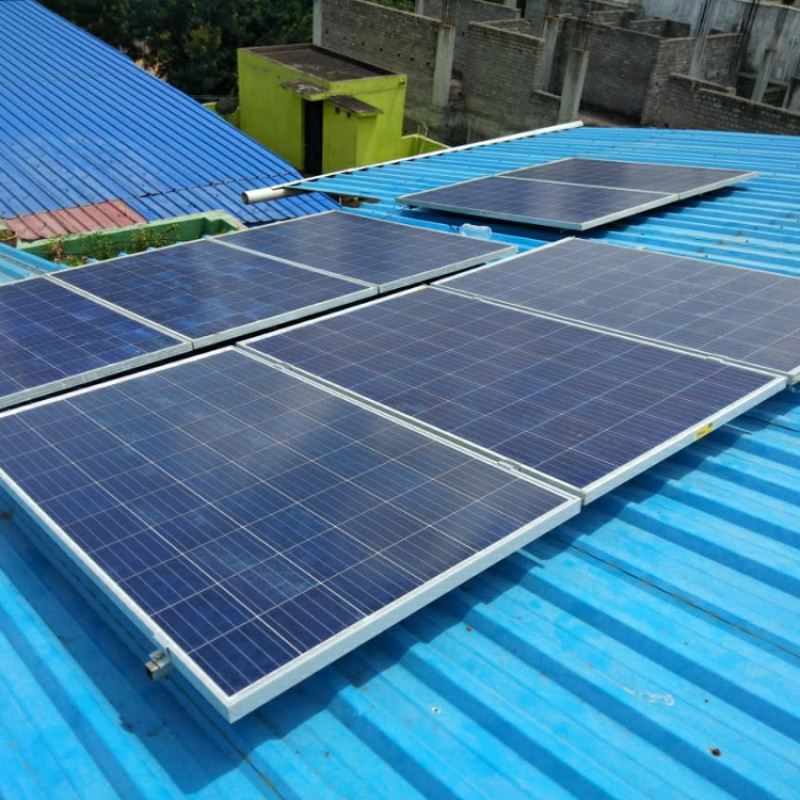1.5 KW Solar Hybrid PV Power Plant on a Tin Sheet at Bhubaneswar